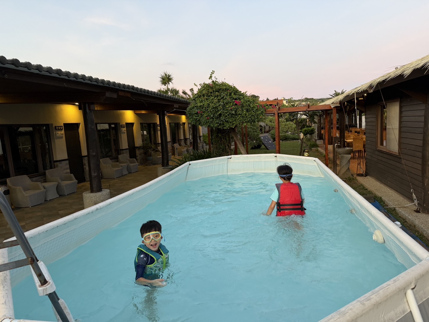 盤古拉渡假花園(民宿)